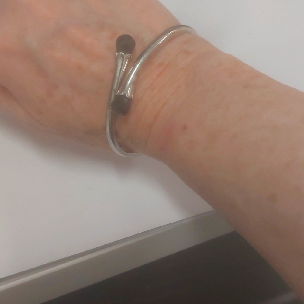 BANGLE